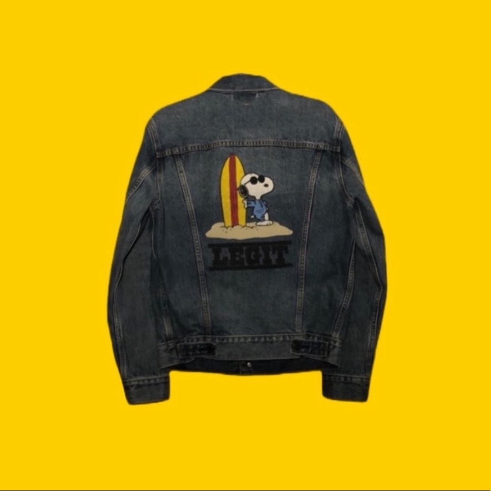 🆕 Levi's x PEANUT “LEGIT” denim trucker jacket